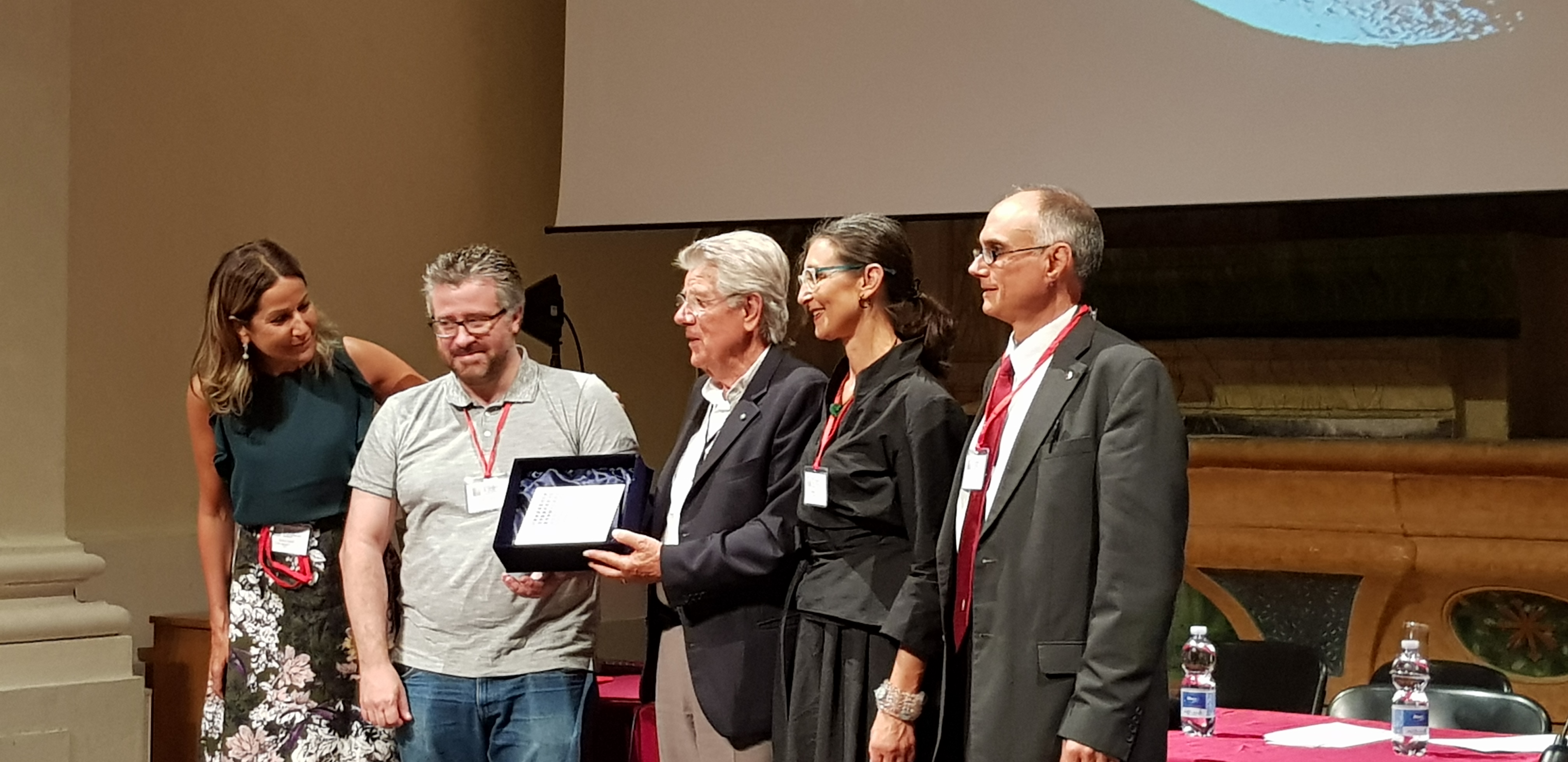 Adolfo Guzzini, Presidente Emerito di iGuzzini riceve il Premio Colore 2019 